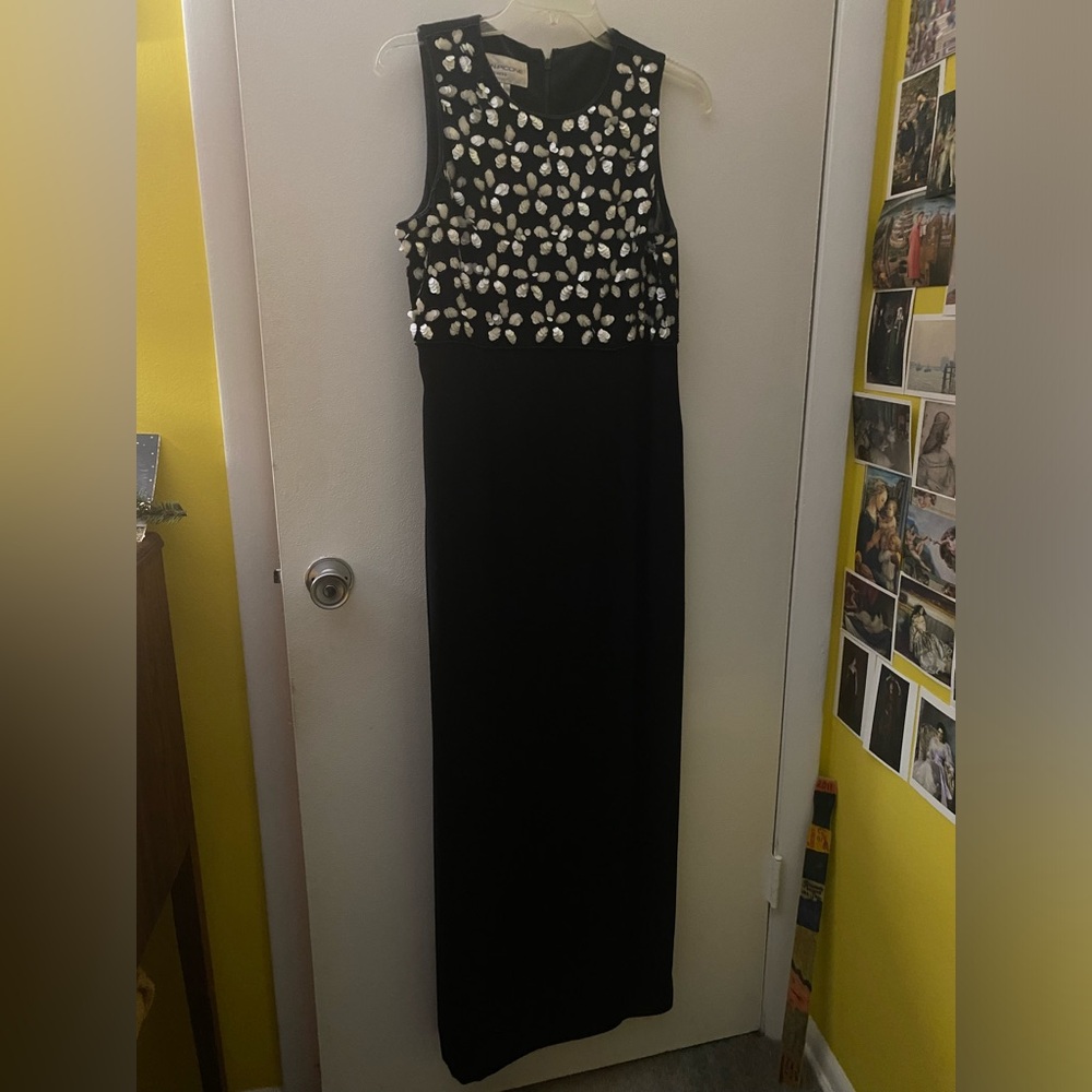 Evan-Picone Vintage Elegant Black Beaded Evening Gown